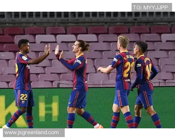 巴萨迎战费伦茨力争小组赛首胜展现强大实力