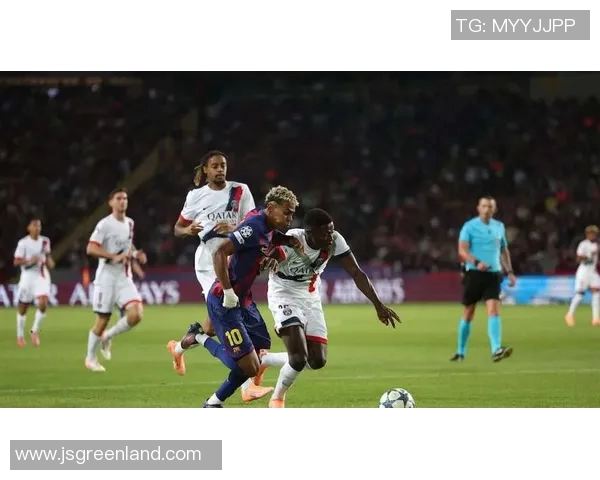 巴黎胜日耳曼对阵曼彻斯特联的巅峰对决引发全球关注 巴黎胜日耳曼对阵曼彻斯特联的巅峰对决引发全球关注