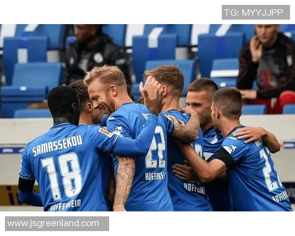 弗赖堡与沃夫斯堡激战正酣谁能在德甲赛场中笑到最后