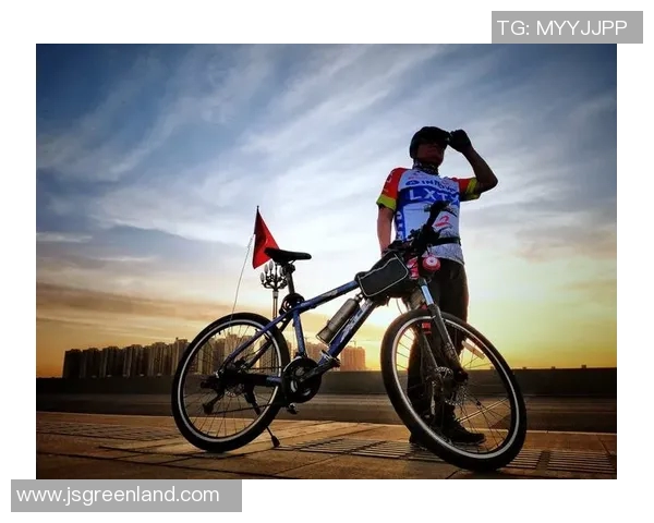 冯姗姗的成长故事与奋斗历程揭示了追梦路上的坚持与勇气 冯姗姗的成长故事与奋斗历程揭示了追梦路上的坚持与勇气