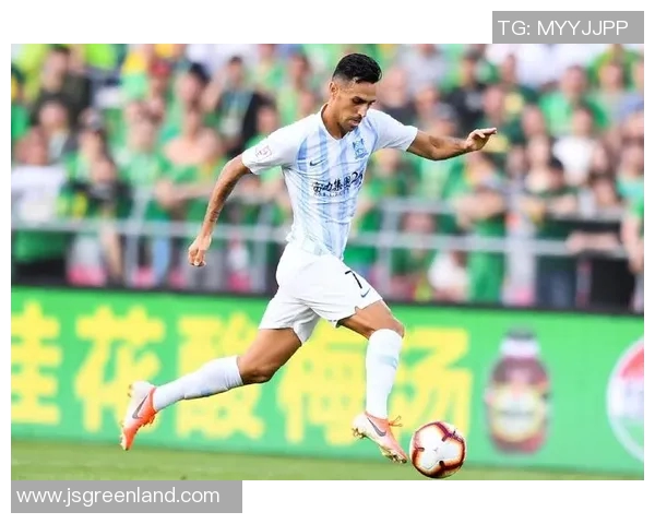 广州富力主场迎战上海球队力争胜利争夺联赛积分榜更高位置 广州富力主场迎战上海球队力争胜利争夺联赛积分榜更高位置