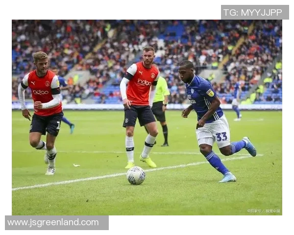 罗瑟汉姆主场迎战林肯城期待精彩对决与精彩进球的较量